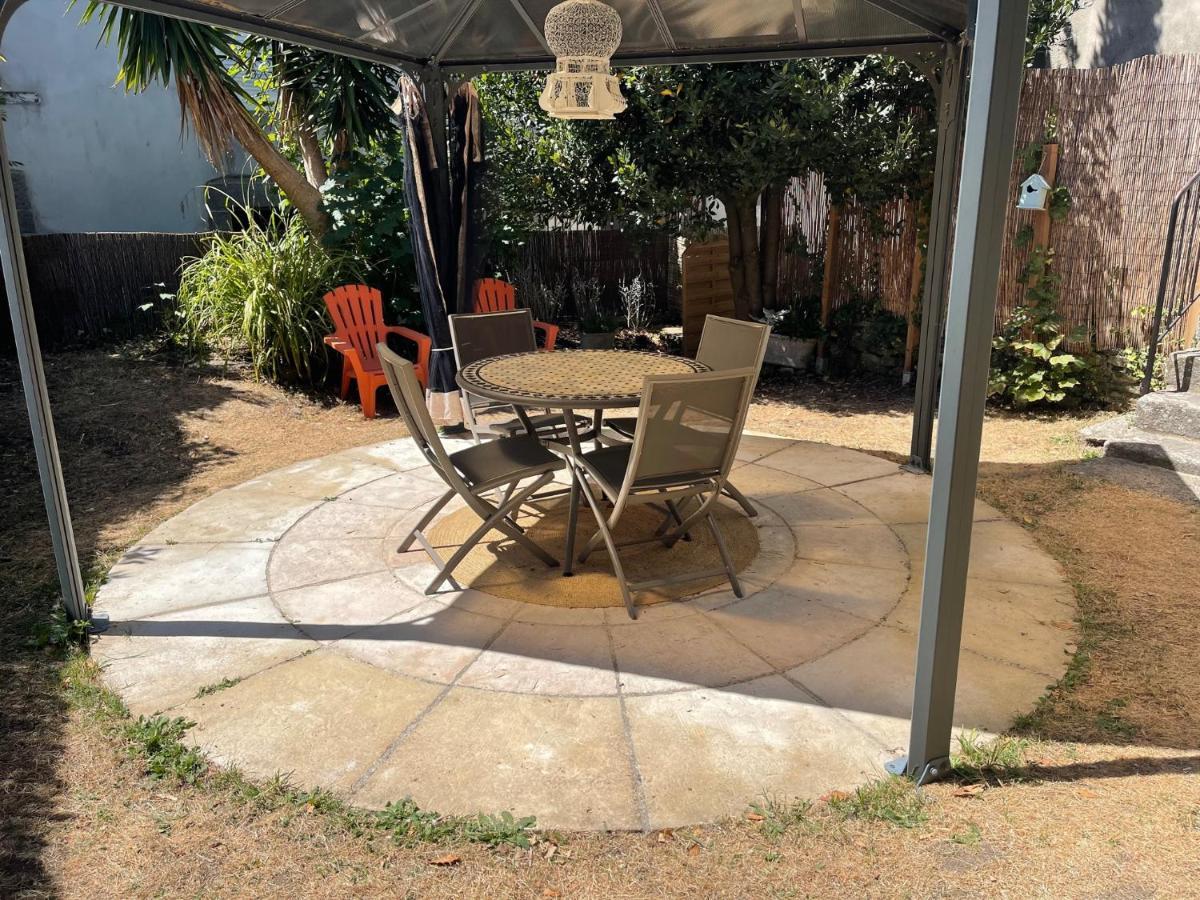 Le Patio, Coeur De Ville Avec Garage Et Jardin Vannes Ngoại thất bức ảnh